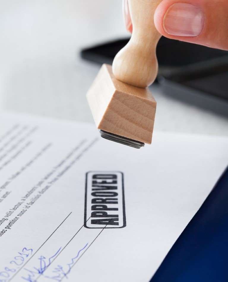 Labor backs controversial data retention bill